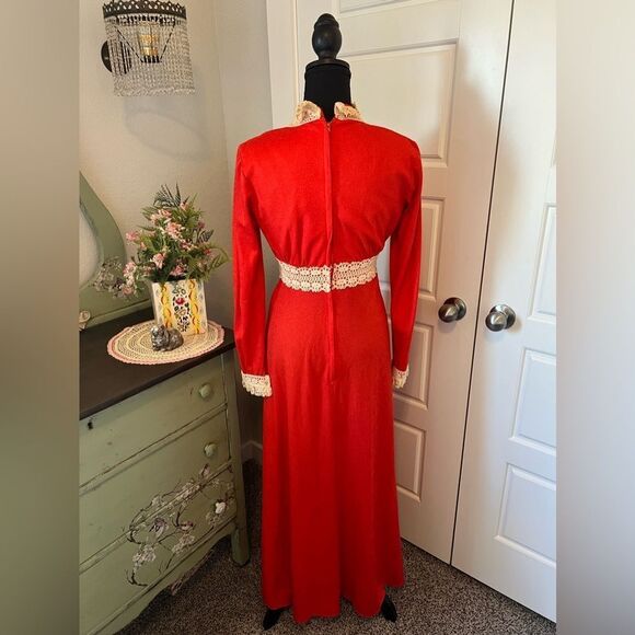 Vintage 60s 70s Gunne Sax Style Red Cream Crochet Peasant Hippie Maxi Dress - Picture 7 of 16